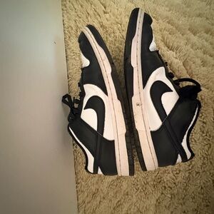 Nike Panda Dunks